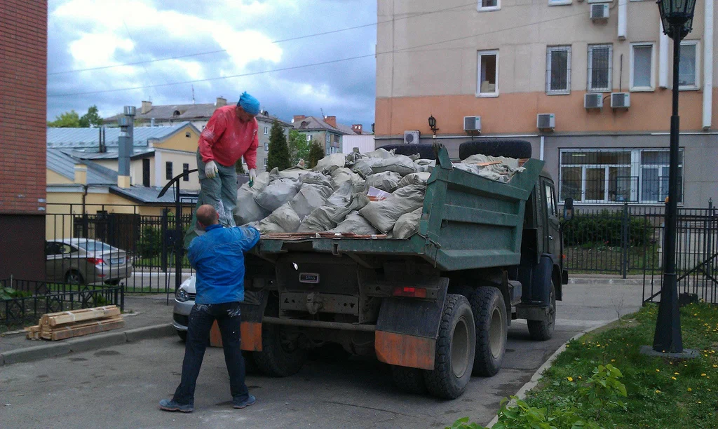 Вывоз строительного мусора в Отрадном от 1739 руб. – ПроМусор