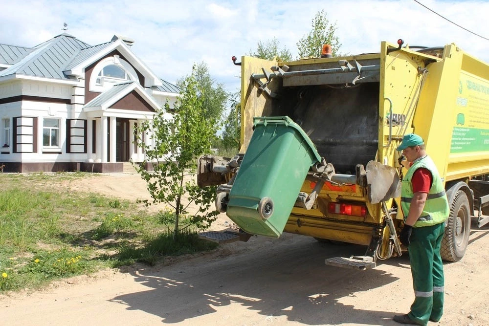 Вывоз мусора с дачи СНТ в Отрадном от ПроМусор — вывоз дачного и садового мусора, цена от 1794 руб