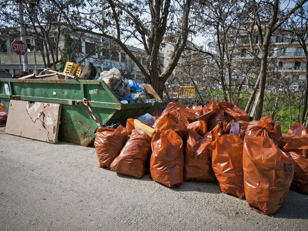 Круглосуточный вывоз мусора в Отрадном в октябре